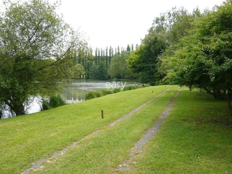 Décor de rêve pour tournage de films , décor végétal 30 kms Paris